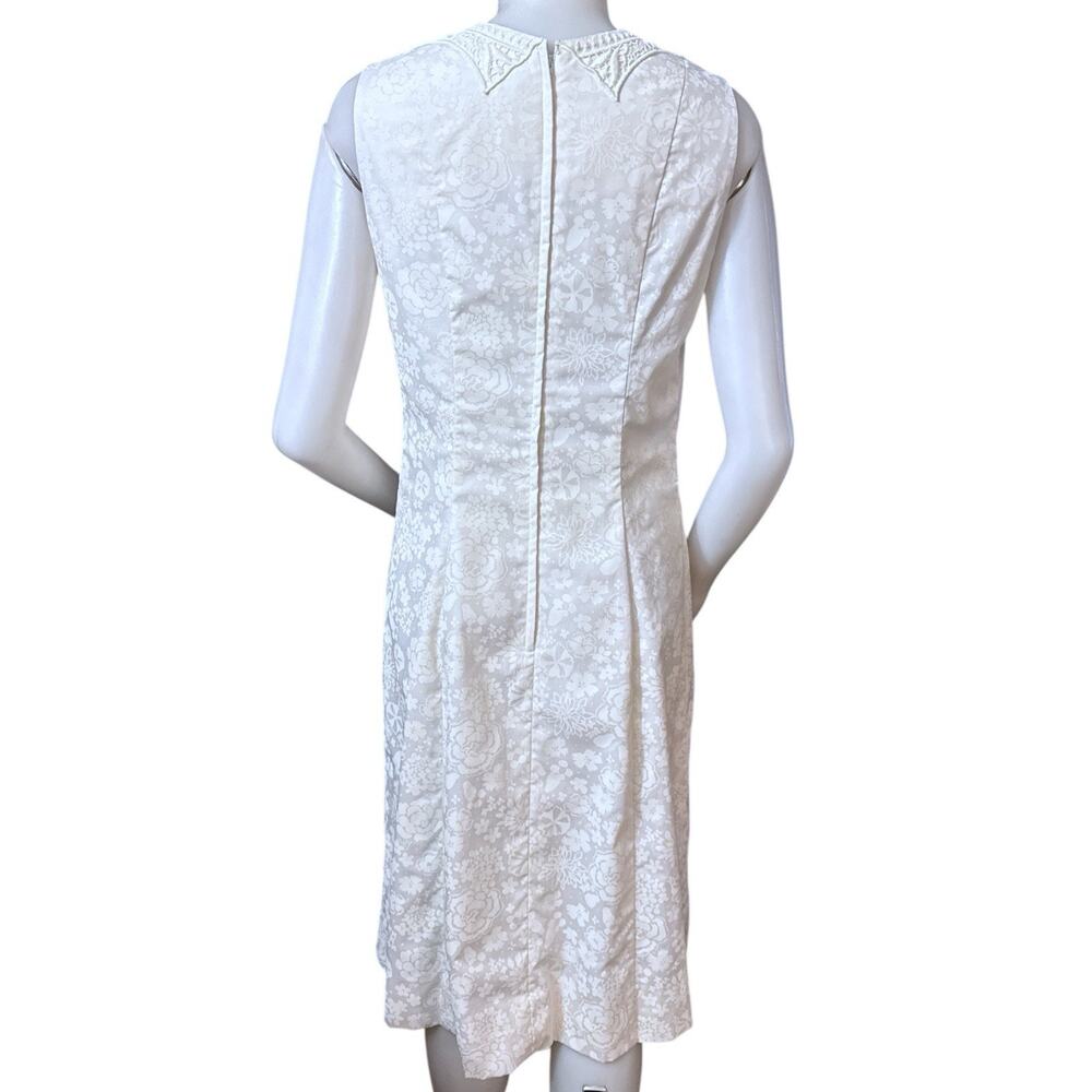 Vintage 1960's "The Lilly" Pulitzer Off White Sleeveless Floral Shift Dress 12 - Picture 4 of 9